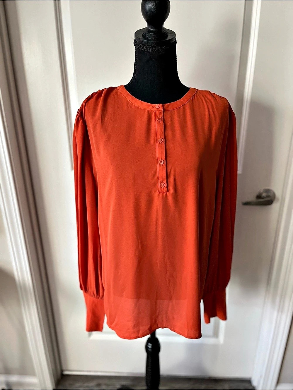 Ann Taylor Long Sleeve Blouse in Orange XL Like New